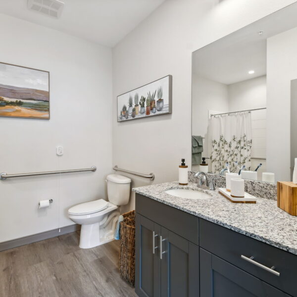 119-DSC_9780-600x600