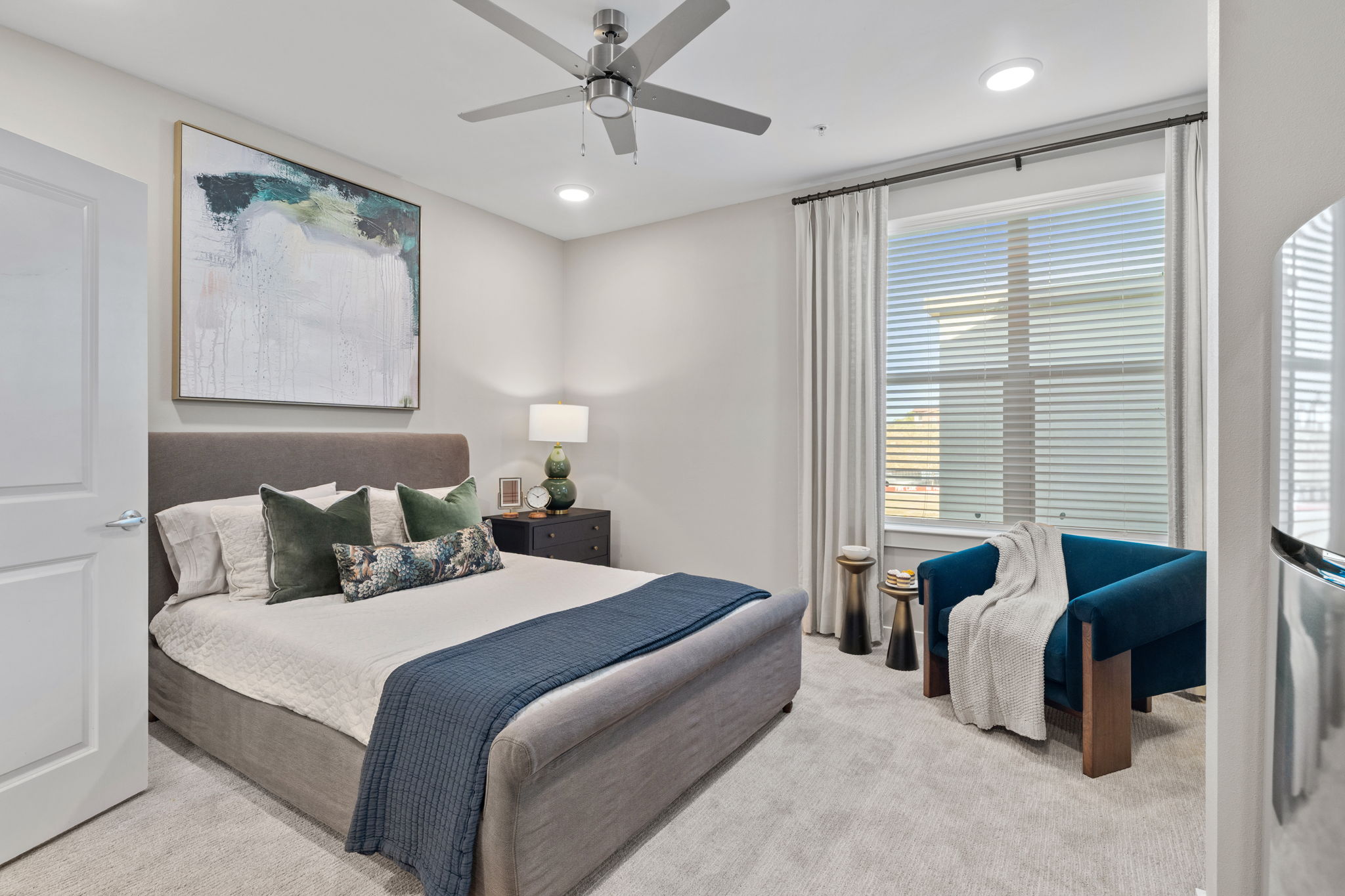 139-web-or-mls-4453-heritage-glen-dr