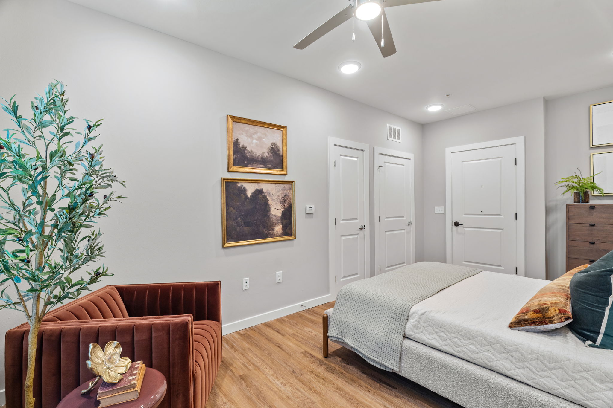 152-web-or-mls-4453-heritage-glen-dr